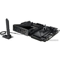 ROG Maximus Z790 Dark Hero ROG Maximus Z790 Dark Hero